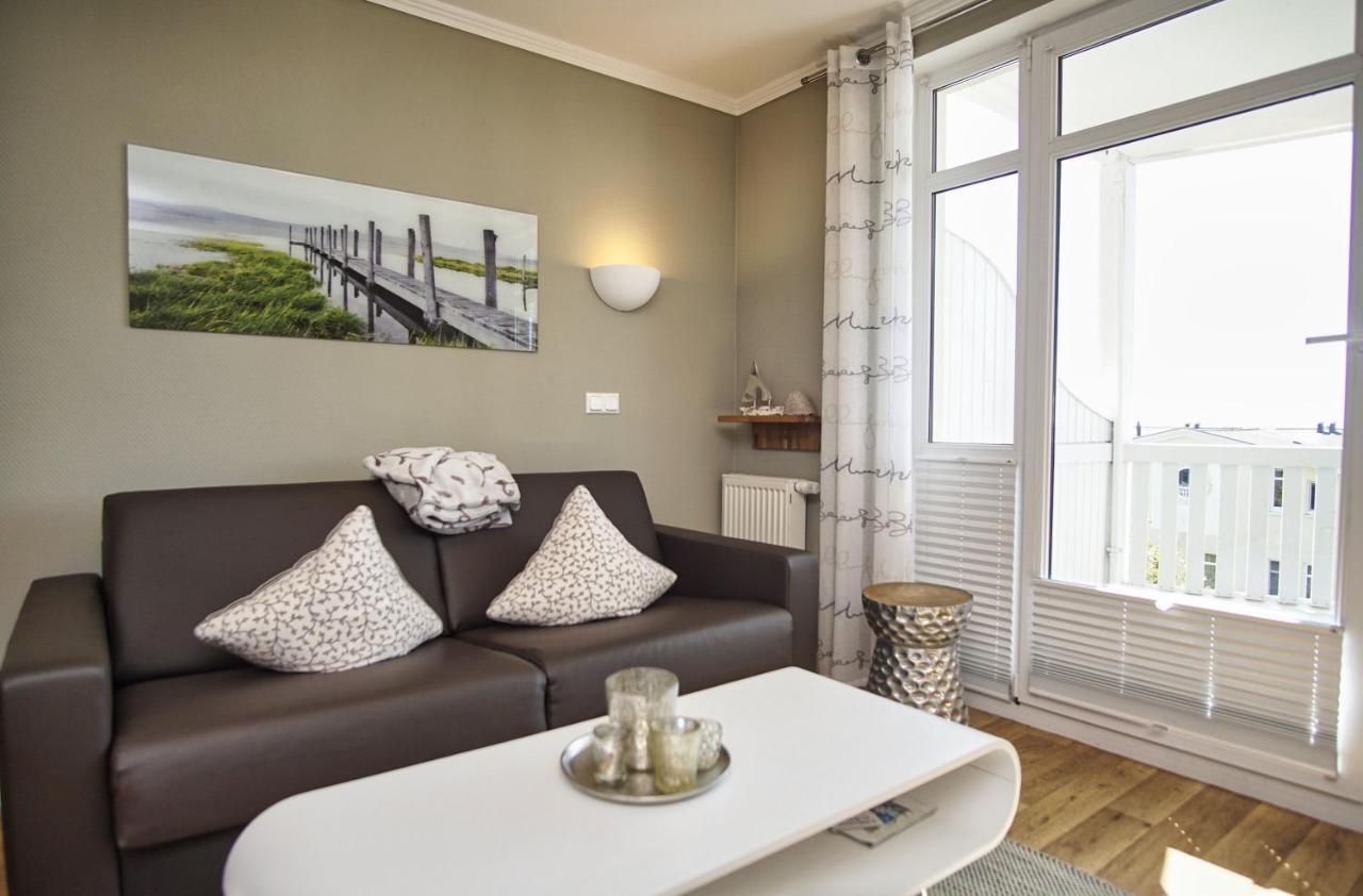 Mit Meerblick Und Balkon, Gratis Nutzung Vom Ahoi Erlebnisbad Und Sauna In Sellin - Meeresblick Fewo 25 Goehren  Esterno foto