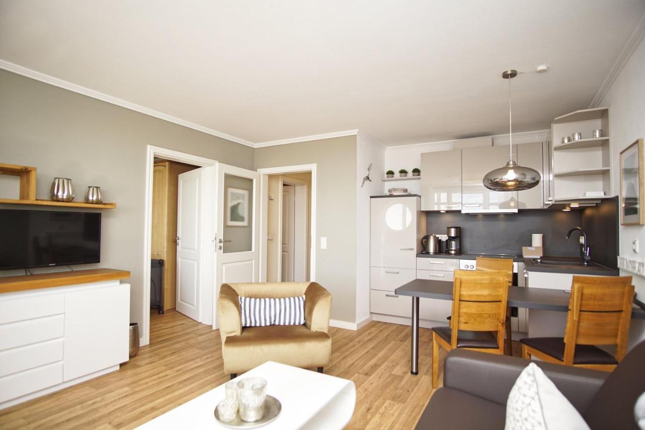 Mit Meerblick Und Balkon, Gratis Nutzung Vom Ahoi Erlebnisbad Und Sauna In Sellin - Meeresblick Fewo 25 Goehren  Esterno foto